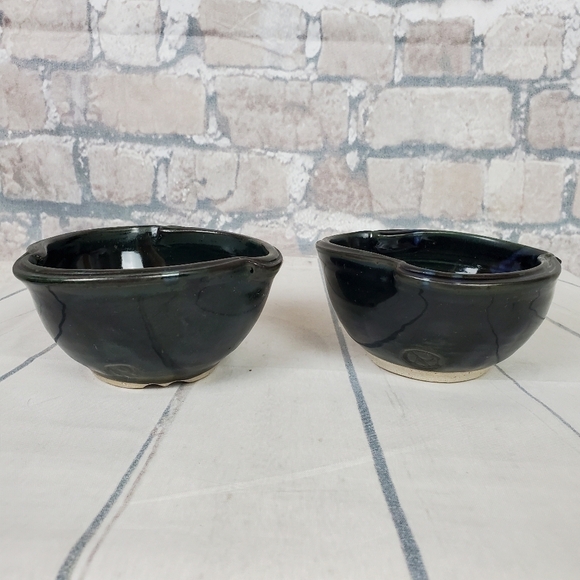 Handcrafted Studio Pottery Tri Point Cereal Bowls Splash Glaze Black Set  of 2 - Picture 2 of 10